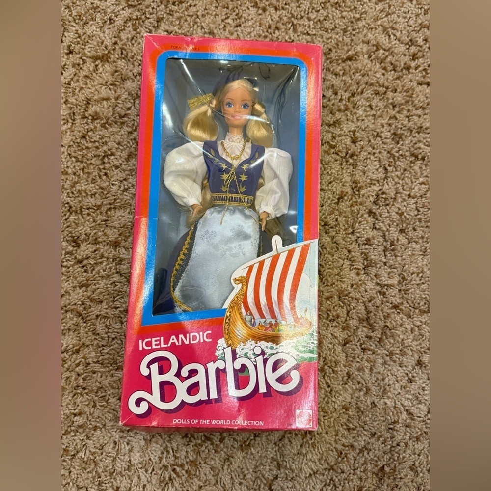 NIB new sealed Barbie Icelandic dolls of the world 1986 pink box NRFB